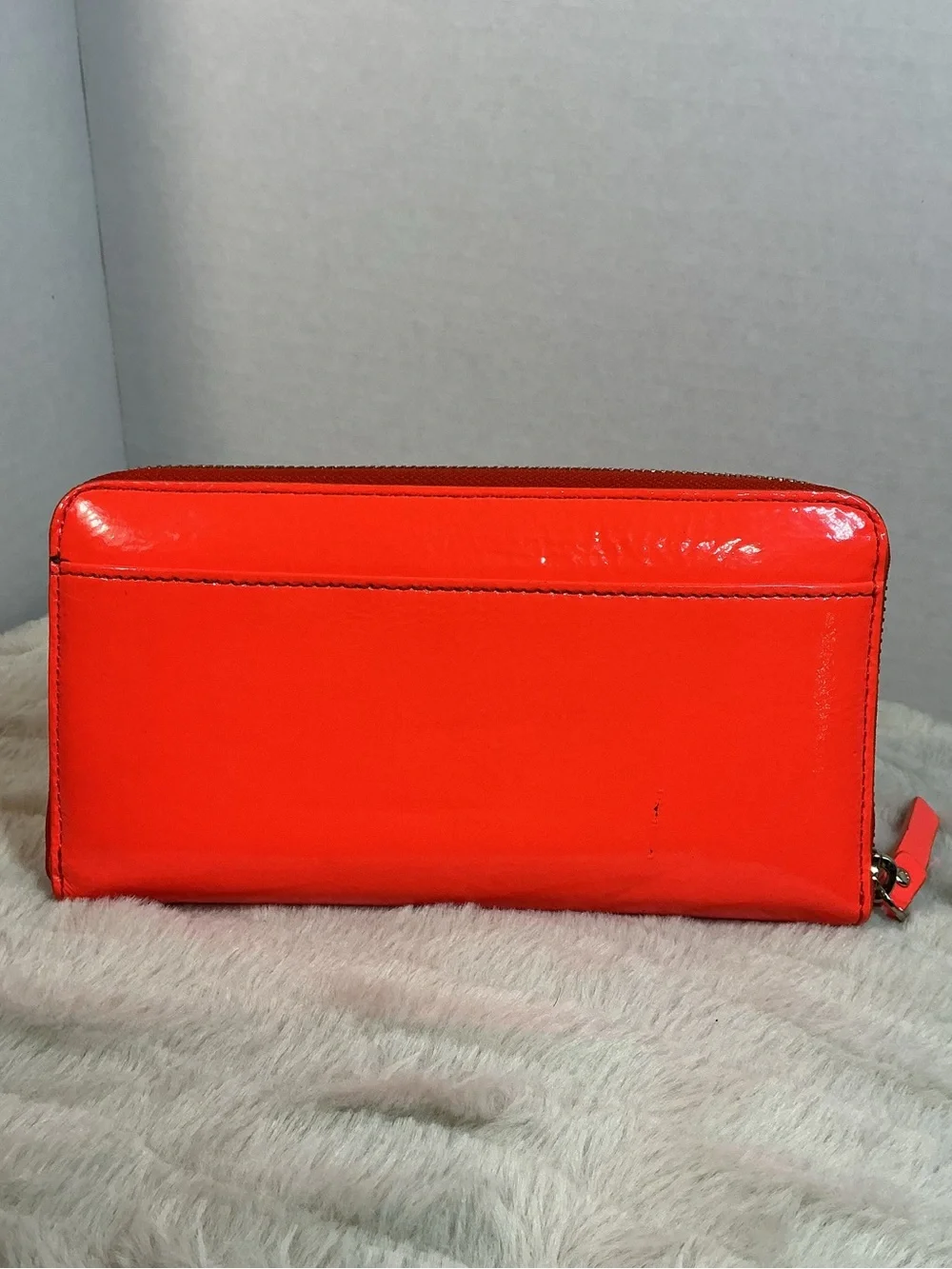 Kate Spade New York Bright Orange/Red Leather Zip Wallet – Great Condition